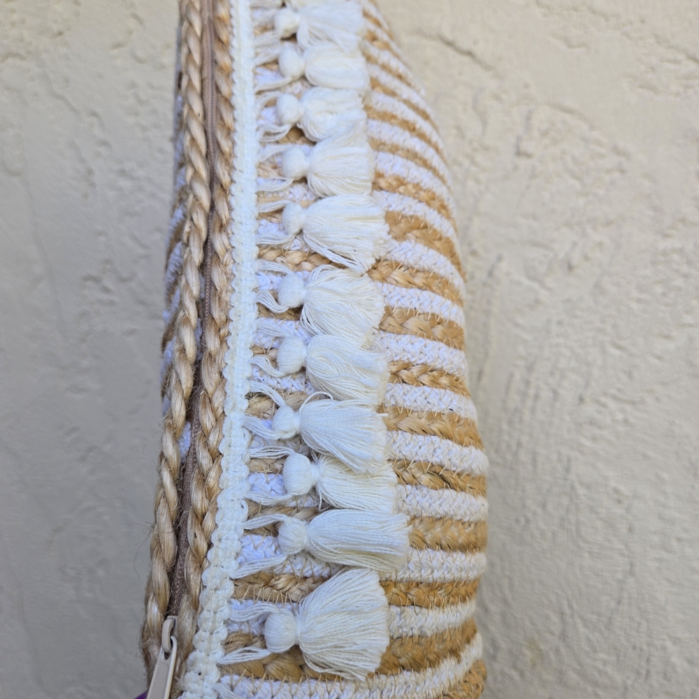 Anthropologie Shiraleah Mare Woven Tassel Clutch Bag in Natural Jute and Cream - Picture 11 of 13